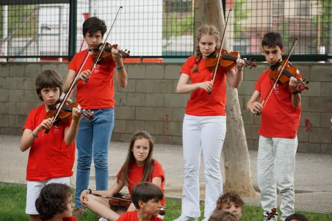 adolescentes violinista
